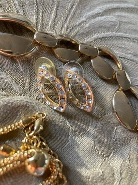 Gold Tone and Rhinestones Necklace & Earrings Bundle